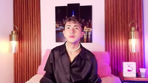 Snapshot of noah_xitruxx chatting on September 20, 1:14 pm Noah online show from September 20, 1:14 pm