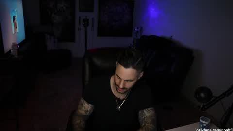 Noah Fitt online show from May 12, 3:48 am