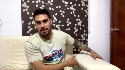 noahsexx98 online show from October 13, 2:24 am