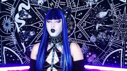 caroline online show from March 18, 7:42 pm