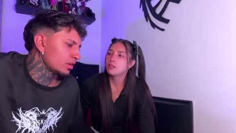 Jean Y Isa online show from February 24, 4:37 am