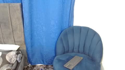 noel_daven online show from October 10, 9:52 pm