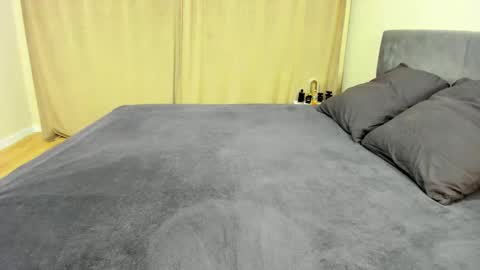 Noelle Natty online show from October 24, 10:10 pm