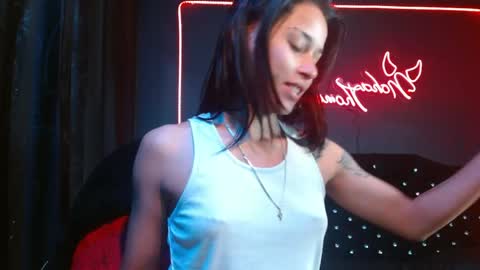 Noha Thomson online show from May 23, 2:35 pm