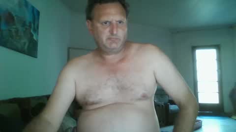 Nollie online show from March 7, 3:07 pm