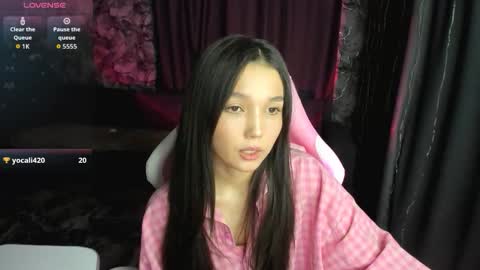 nomi online show from February 8, 7:17 pm