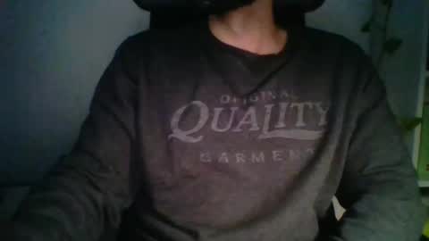 noname1994 online show from January 19, 7:37 pm