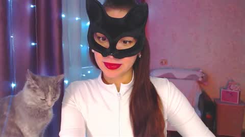 Send message when u here online show from October 8, 3:56 am