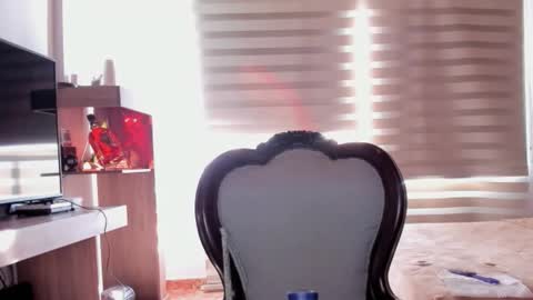 Ara online show from October 7, 12:23 pm