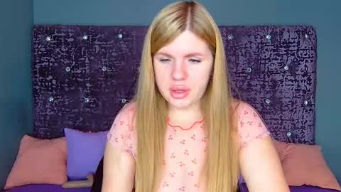 Nora online show from November 10, 1:08 am