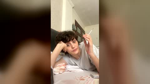norablues online show from June 5, 12:32 pm