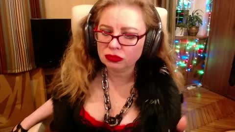 miss Tress online show from May 3, 8:59 pm