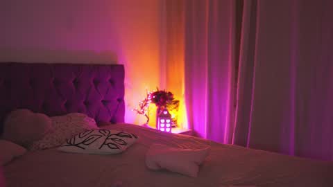 Tina online show from February 13, 9:50 pm