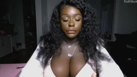 Nikole online show from May 5, 5:25 am