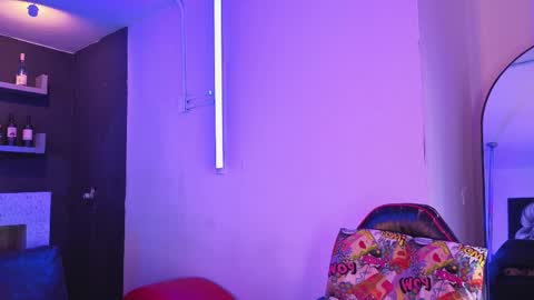 Nova Salvatore online show from April 9, 8:47 pm