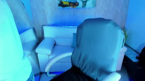 nova online show from November 11, 4:36 am