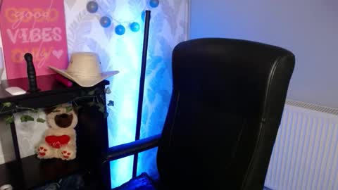 Nova online show from February 24, 11:57 am