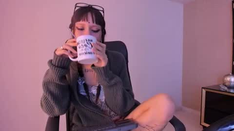 novabeaumont online show from November 28, 11:56 pm