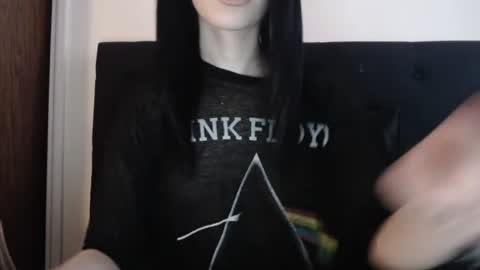 Olivia online show from December 3, 9:04 pm