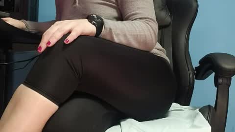 nowandimmediately online show from February 3, 12:31 pm