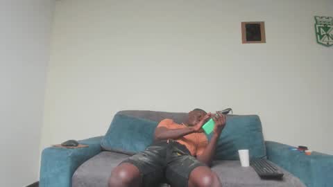 nreus online show from November 18, 7:17 pm