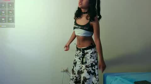 NubesNubladas online show from November 26, 1:58 am