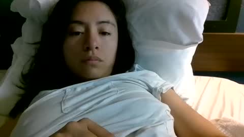 Snapshot of nudecosmetics chatting on October 19, 5:39 pm Gigi Bloom online show from October 19, 5:39 pm