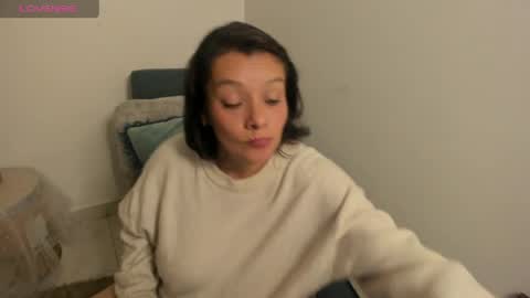 nuit_rose online show from March 9, 2:27 am