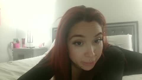 nursekittyslut online show from January 22, 1:10 am