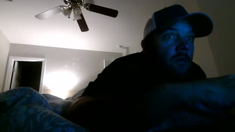 nuttincowboy727272 online show from June 3, 6:57 pm