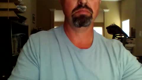 nvrenuff1979 online show from December 2, 7:56 pm