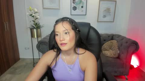 nylaa_rose online show from November 21, 10:19 pm