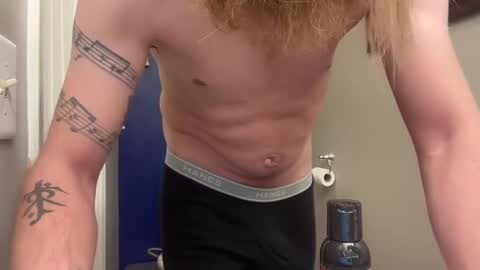 obedientblonde89 online show from January 14, 11:37 pm