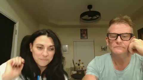 SimplyUs online show from October 26, 6:58 am