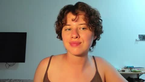 Evie online show from April 12, 2:10 pm