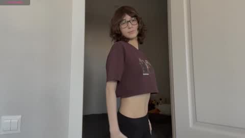 Thea online show from March 29, 4:47 am