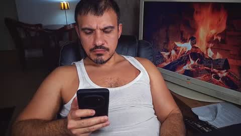 officeman7 online show from February 4, 9:41 pm