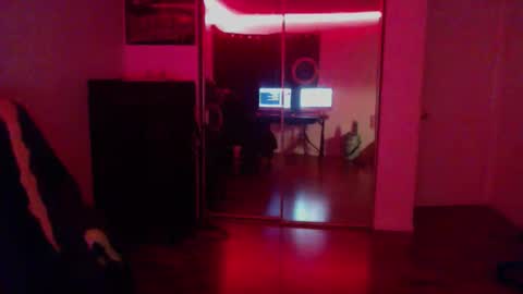 Money online show from December 14, 8:53 am