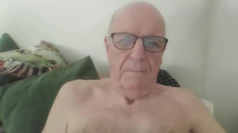 oggi95 online show from October 14, 12:19 pm