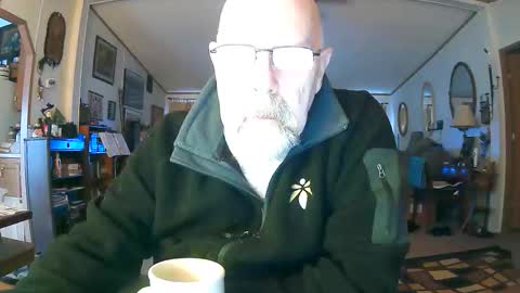 Maximus No Mo online show from December 14, 1:17 pm