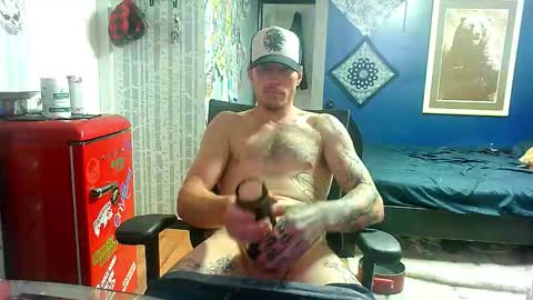 who dares  toss me some  tips lets have fun online show from October 24, 7:03 pm