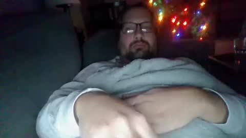 Snapshot of ohiobrad chatting on January 6, 9:41 am ohiobrad online show from January 6, 9:41 am