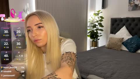 Emma online show from December 4, 2:22 am