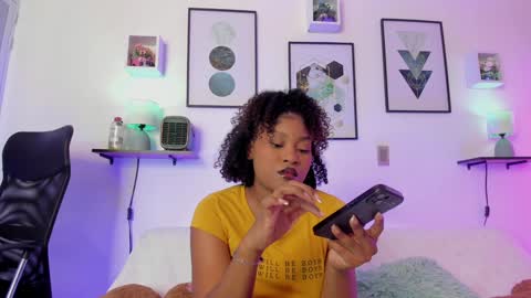  g  online show from December 3, 12:30 am