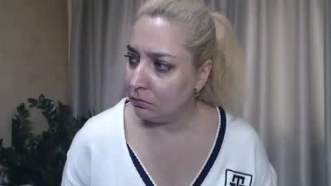 Iren online show from September 26, 7:05 am