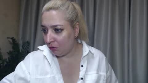 Iren online show from September 18, 6:06 am