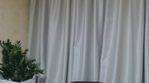Mari online show from May 12, 3:54 pm