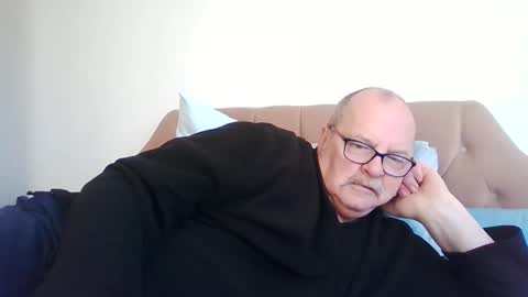 old_fkr online show from February 6, 9:53 am