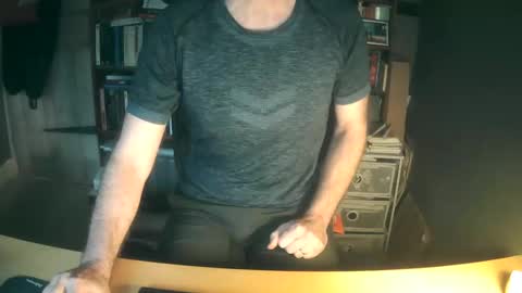 Snapshot of oldhairybastard chatting on December 7, 10:50 am oldhairybastard online show from December 7, 10:50 am