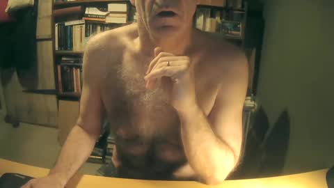 Snapshot of oldhairybastard chatting on January 19, 6:42 am oldhairybastard online show from January 19, 6:42 am